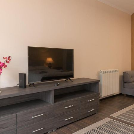 באינה באשטה Apartment Lili מראה חיצוני תמונה