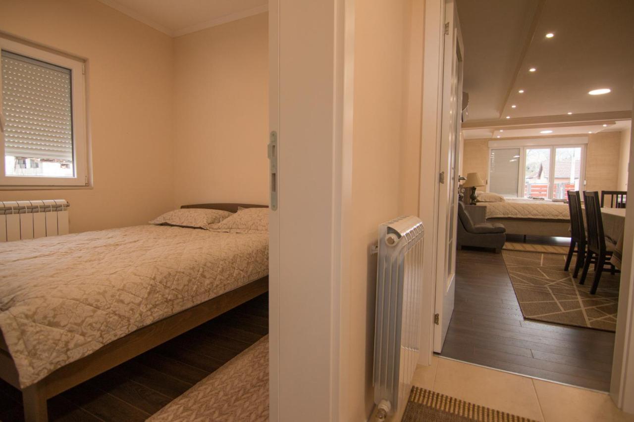 באינה באשטה Apartment Lili מראה חיצוני תמונה