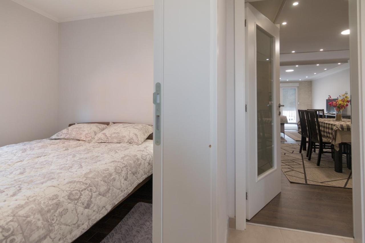 באינה באשטה Apartment Lili מראה חיצוני תמונה